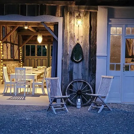Hotel Carte Blanche *